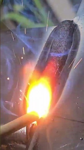 beginner welder training on metal joints which we can declare as a perfect pass #welder#art#welding