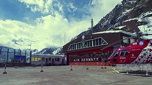 Wir gratulieren der Air Zermatt zu ihrem 50jährigen Bestehen 🎉 🎉 🎉 und sagen DANKE ❤️ für den tollen Einsatz und die unglaublichen Leistungen! P.S. Heute noch nichts vor? Dann besucht doch am Tag der offenen Tür den Air Zermatt Heliport in Raron. Mehr dazu https://bit.ly/2IsYlSy | Matterhorn Zermatt Bergbahnen
