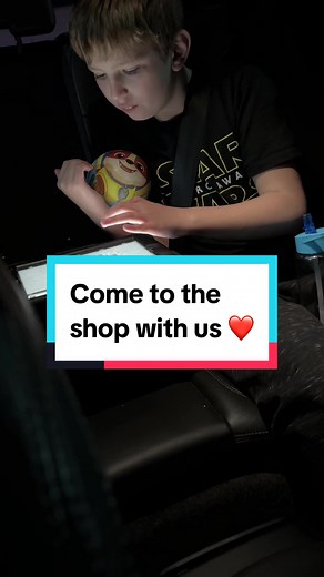 School nights, holidays, weekends, bank holidays, every night we’re together, the same 20 minute drive and shop stop off. Four years and counting 😊 One of the many little routines that make up our days, and that make life more comfortable for Tommy. Plus it’s always a good opportunity to work on Tommy’s communication too ❤️ #nonverbalautism #nonverbal #autismmom #autismacceptance #autismdad