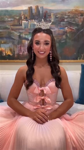 ✨ What an unforgettable year it’s been as Miss Alabama’s Teen! From traveling across our beautiful state to meeting so many amazing people, to stepping onto the Miss America’s Teen stage, it has truly been an honor of a lifetime. 💖 Now, it’s your turn! 👑 We can’t wait to see you at our upcoming preliminary competitions. Watch the video for all the details on dates and upcoming events, and come be part of something truly special. Become a part of this incredible organization built on scholarshi