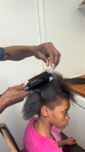 Marvin Barksdale on Instagram: "It's silk press season and I just received the new 2 in 1 game changer Tympo Flippro so excited to start using this unique 2 in 1 design combines a flat iron and comb in one. Be sure to check them out @tymo_fashiontech"