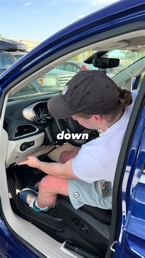 This is how I drive with hand controls! These are electric and were installed by Cummings mobility in Minneapolis MN! #handcontrols #paralyzeddriving #sciwarrior #scirecovery #paralyzed #paraplegic #paraplegia #wheelchair #wheelchairlife #partiallyparalyzed #t12paraplegic #t12injury #spinalcordinjury #scilife #disabled #physicallydisabled