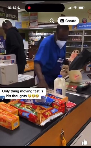 Only thing moving FAST is his thoughts 🤣😆 ( fastest cashier in the world ) #fyp #viral #waitforit #cashierlife