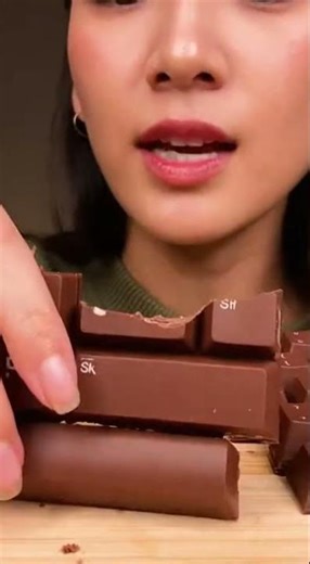 ASMR Eating a Chocolate Keyboard! 🤤🍫 Satisfying Crunch of Chocolate Keys