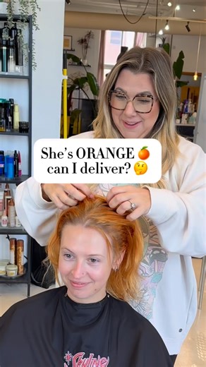 Tiffany Loe•HAIR EXTENSION EDUCATOR• on Instagram: "✨ From orange disaster to seamless blonde bombshell ✨ This client had been through it all: 3 CPR treatments + a bleach bath… Four days later, I went in with lightener + 20 volume, used 07M+ 07N in between, and trusted my color wheel (never fails stylists 🚨). ➡️ Root shadow: 07N ➡️ Ends: 09P + 09B + 10N for a flawless blend ➡️ Big reveal: Added Christian Michael Hair Extensions in Warm as Honey 2.0, 22” K-Tips, and 22” Genius Wefts to preserve 