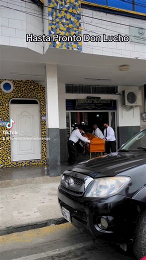 12K views · 40 reactions | #Sepelio de quien en vida fue el señor:(+) Luis Antonio Fernández ApuparoExpresamos nuestro sentimiento de pesar y profunda solidaridad a su respetable familia por tan irreparable pérdida. QEPD. FUNERALES REYNA  0985193498 - 0993205607 Garcia Moreno y Colombia por VALDEZ, frente a la línea ferrea. | Funeraria Reyna Durango | Facebook