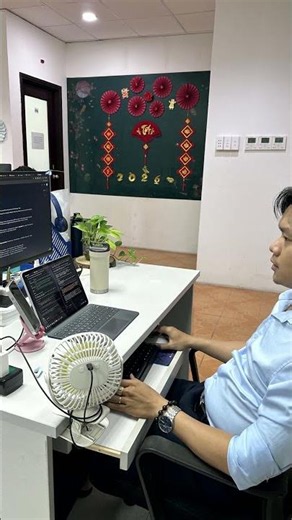 Team Hackathon tới đâu rồi? Anh đã trở lại để báo cáo