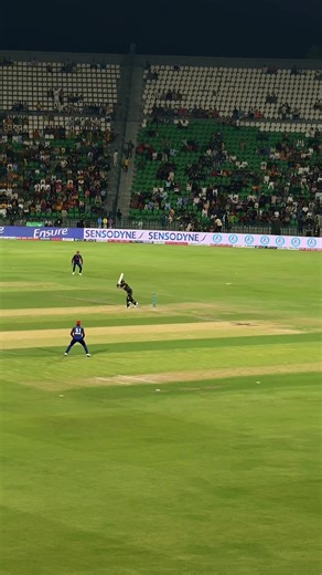 💛 #trending #psl2025 #fyp #psl10 #babarazam #viralvideo #foryou #fyp #viral #cricketlover #hblpsl #1millionviews