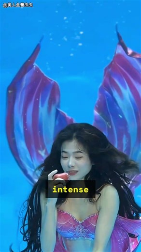 How Do Professional Mermaids Hold Their Breath This Long? #shorts #mermaid #skills