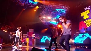 One Direction Teen Awards 2012 Live Performance 3 of their best Songs