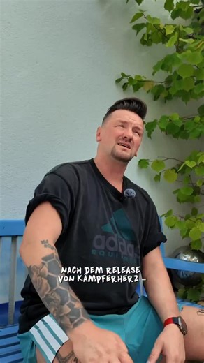 🎤 Neue Folge „Frag den Ben“ – Special Edition! 🎬 Zuckerbande ♥️ Einige von euch wollten wissen, was eigentlich nach so einem Album-Release passiert. Ich durfte in den letzten Wochen schon bei ein paar TV-Shows zu Gast sein, ein paar stehen noch an - ihr dürft gespannt sein - und parallel bereiten wir uns schon ziemlich konkret auf meine Arena-Tour 2026 vor. 🏟️🔥 Ich sag’s euch: Das wird laut, groß und sehr besonders. Ich freu mich riesig auf euch – das wird richtig schön. 💪🏼♥️ 🎥 @m4mediasp