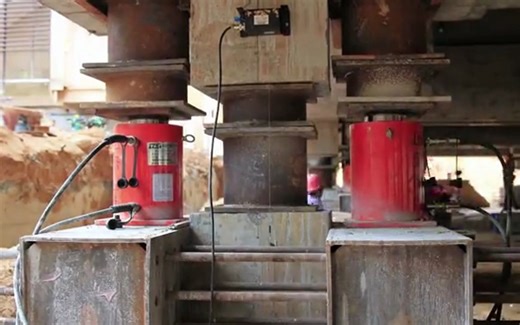 智能同步三维顶推设备 桥梁施工步履式顶升千斤顶 大吨位顶推系统