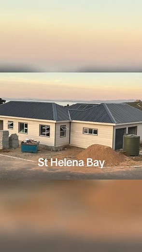 Coastal Living in St. Helena Bay: Modern Home Designs