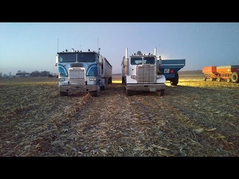 Big Cam 3 400 Cummins singing through downtown Cedar Rapids