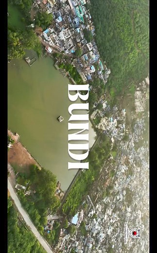Discover Bundi, a city that transforms into a mesmerizing masterpiece during the monsoons. Famous for its scenic landscape, adorned with stunning palaces, forts, mansions, step-wells, and intricate paintings. Known as the "City of Stepwells," Bundi offers breathtaking aerial views that captivate every visitor. Incredible India #Bundi #Monsoon #TravelRajasthan #ExploreRajasthan #RajasthanTourism #Rajasthan | Rajasthan Tourism