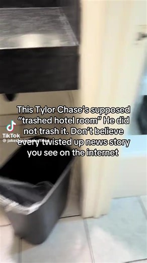 @Jake Shipwreck deleted for some reason but #tylorchase did not wreck that hotel! This is normal messiness for a hotel room! BFFR 💀 #nedsdeclassifiedschoolsurvivalguide #cookie #nickolodeon