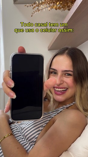Um do brilho baixo e o outro do poste de luz