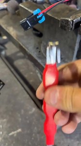 ✨Stop Breaking Car Connectors — Every Mechanic Needs This！ Tired of damaging connectors just to get them loose? ️This dual-end tool is the ultimate solution for cleanly separating electrical terminals without any stress or mess.Perfect for car repairs, mods, or electrical work on the go! | Studyinto.OT | Facebook