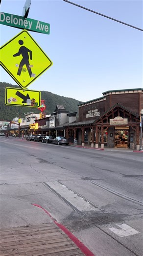 Explore Jackson Hole, Wyoming: A Cowboy's Paradise