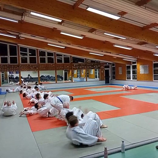 Échauffement par Rémi | L2J- Laxou Judo Ju-Jitsu