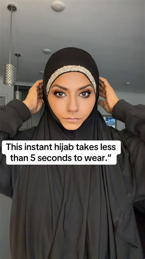 It’s an instant solid color hijab designed for quick and easy wear. No pins, no complicated wrapping — just slip it on and you’re ready to go. It’s lightweight, comfortable, and perfect for everyday outfits.”@Hijab Haven #hija #muslimwear #modestfashion #tiktokshopspringglowup #greenish