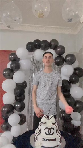 🤍twenty🖤#chanel #twenty #20 #2006 #🎂