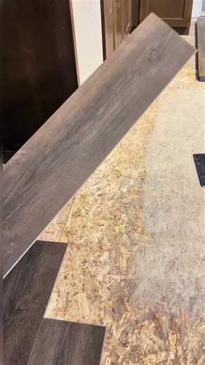 Essential Tips for DIY Vinyl Flooring Installation