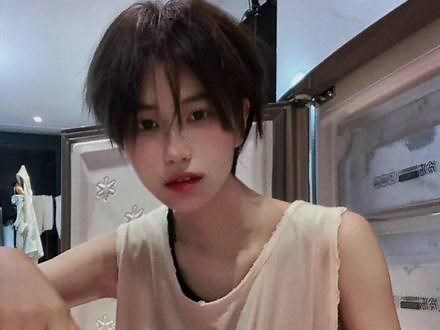 你列表第二个又剑又好色吧