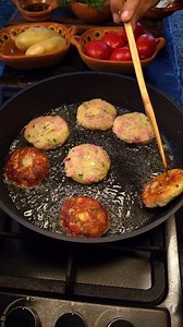 1.3M views · 26K reactions | Como preparar Tortitas de papa con Jamon  #fblifestyle #yosoycocinero #recetas #recetasmexicanas #comidamexicana #tortitasdepapa | El Cocinero en proceso | Facebook