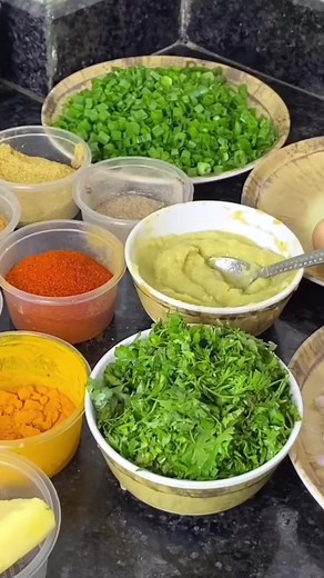 8.6K views · 172 reactions | Kadaknath egg ghotala ❤️ . . . . . . . #archanakmathe #nonveglovers #instagood #fishlovers #veglovers #recipe #instafood #viralreels | Archana & Ulhas | Facebook