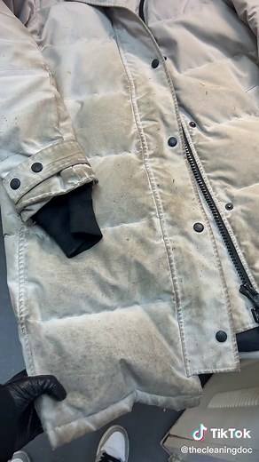 Restoring a Canada Goose Jacket - Professional Cleaning Tips