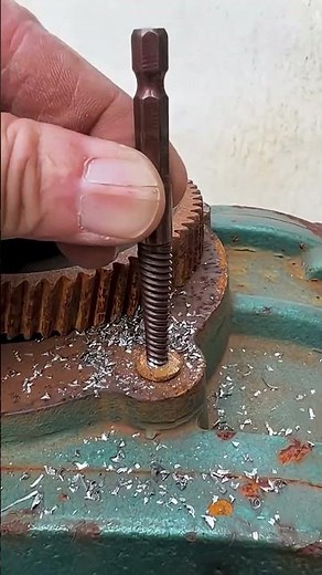 how to remove a broken bolt safely #tools #repair
