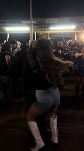 Una con la Giovanna: Huapangos y Música Tribal