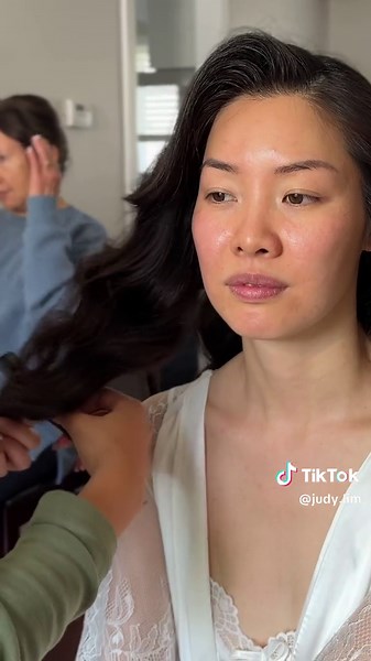 Vintage Waves Hairstyle Tutorial and Tips