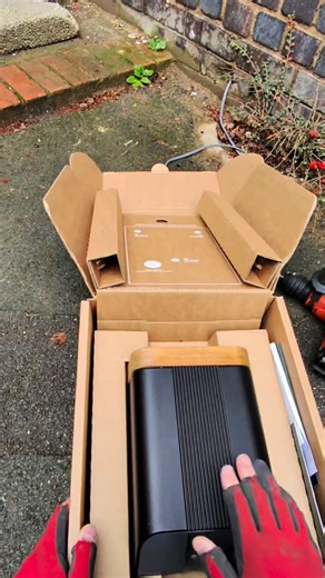 Repton Electrical Ltd, EV Charging experts on Instagram: "@simpson_and_partners V3 installation today"