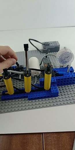 Full Lego Pneumatic System #lego #pneumatics