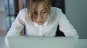 Girl Staring Computer Screen Eyes Wide Stock Footage Video (100% Royalty-free) 1007370880 | Shutterstock