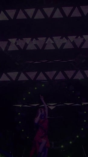 【おしらせ】#LiSA 「LiVE is Smile Always～RiP SERViCE～」より『REALiZE』をYouTubeにて公開！ぜひチェックしてください💋✂🎥YouTubehttps://t.co/7Zg4ZZ5rQz💿7th Album「LACE UP」https://t.co/b8CRpMJd3j#LiSA_LACEUP#LiSAリップサービス