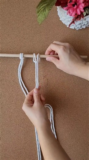 How to tie Lark’s Head Knot.