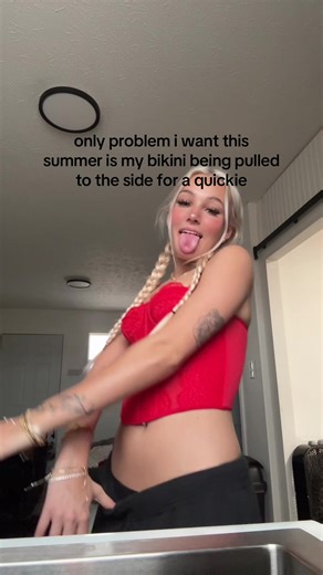 An🌶️elica (@spicyangelicaa)’s video of bathing suit