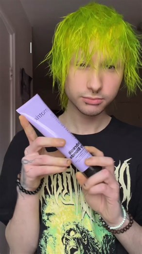 How to Style Neon Green Hair with Manic Panic
