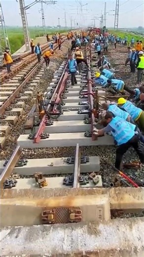 Incredible Teamwork — Watch These Workers Move Heavy Rails Flawlessly #shorts