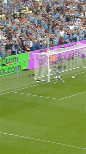 1.6M views · 68K reactions | On this day in 2022, Erling Haaland scored his first Manchester City hat-trick ⚽️⚽️⚽️ | Manchester City | Facebook