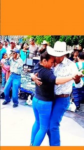 Cumbia Dancing with El Omar and La Flor #dancevideo #cumbia #latindance #dancing #travel #mexico