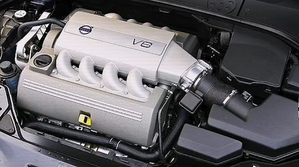 Volvo S80, 4.4 petrol V8 engine, 315hp. Beautiful sound. #volvo #volvos80 #v8 #v8power #v8sound #volvov8
