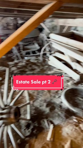 A tour of the most amazing farmhouse, time capsule of an Estate Sale #farmhouse #oldhousetiktok #thisoldhouse #antique #vintage #estatesale #yardsale #fypシ