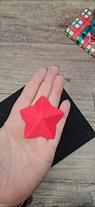 4.2K views · 57 reactions | How to make a 3D Christmas star using a star paper punch! ⭐️ #pootles #pootlespapercraft #ChristmasCrafts #3DStar #PaperPunch #HolidayDecor #DIYChristmas #PaperCrafting #CraftTutorial #HandmadeHoliday | Pootles Papercraft | Facebook