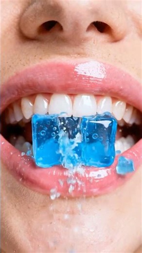 relaxing 😋 candy eating 🤩 asmr #relaxing #candy #shorts