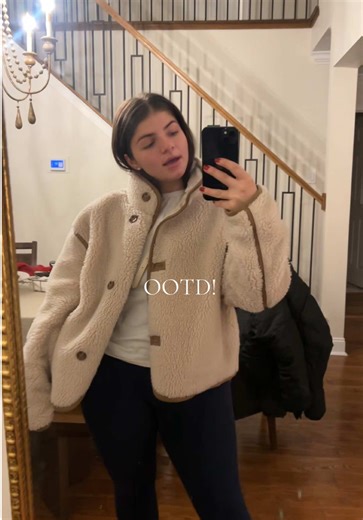 OOTD! What’s everyone doing to move their body today? Jacket- @Old Navy Workout set, socks & purse- @Amazon Sneakers- @New Balance #ootd #pilates #getreadywithme #workout #outfitoftoday