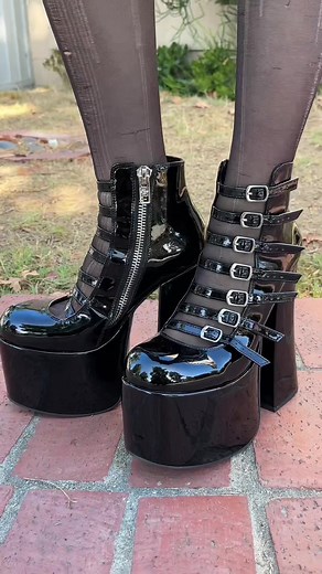 My Favorite Platform Boots for Fall Fashion